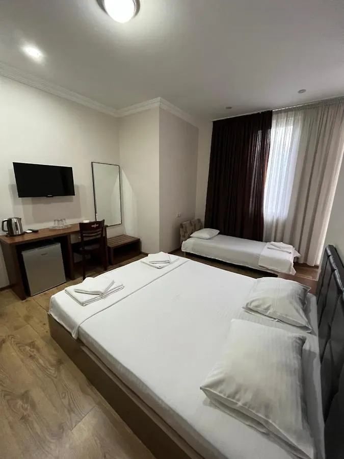 Ventura Hotel Batoemi